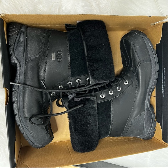 UGG Butte Snow Boots - Picture 7 of 10